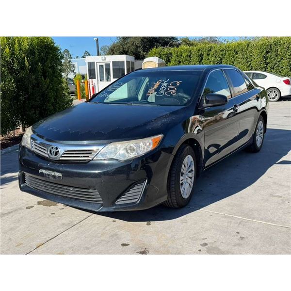 TOYT CAMRY 2012 O/S TITLE 2 DAYS