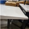 Image 3 : Rectangular Gloss White Coffee Table, H18" x 47" x 23.5"