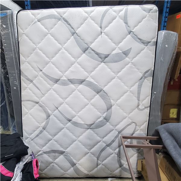 Mattress Queen, Approx. 78" x 60" x 7"