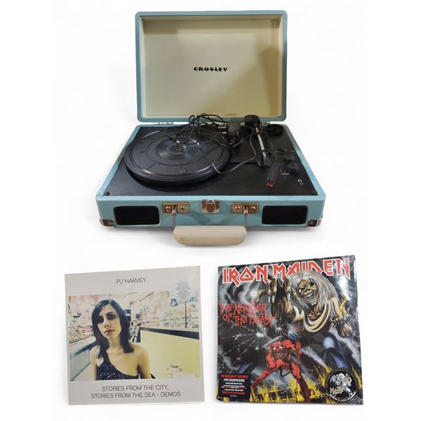 New Crosley Portable Turntable Blue - RV: $154 CAD (Model: CR8005D-TU) and 2 Vinyl Records