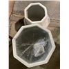 Image 3 : Set of 2 Geometric Faceted Planter Pots