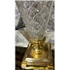 Image 3 : Elegant Cut-Style Acrylic Table Lamp