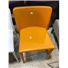 Image 2 : New Kika Orange Chair - RV: $360 CAD (without box)