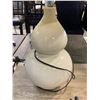 Image 3 : Beige Ceramic Gourd Table Lamp