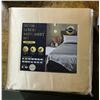 Image 4 : 6 Pcs Mixed Sheet Sets Includes Luxury Satin 2 King, 3 White Full Size, 1 Mixed