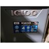 Image 4 : IGLOO Max Cold Latitude Cooler and 2 Golf Bags