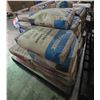 Image 3 : Pallet of Quikrete Concrete Mix 55 lb Each Bag