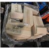 Image 6 : Pallet of Metal Mounting Brackets