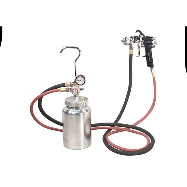 2 Quart pressure pot w/ hose spray gun