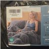 Image 3 : Group of BNIB Slumber Pod & Suttie Fluffy Duvet Cover Set