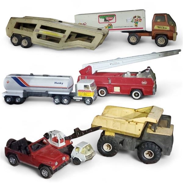 6 Mixed Vintage Vehicle - Tractorâ€‘Trailers, Ladder Truck, and Dump Truck