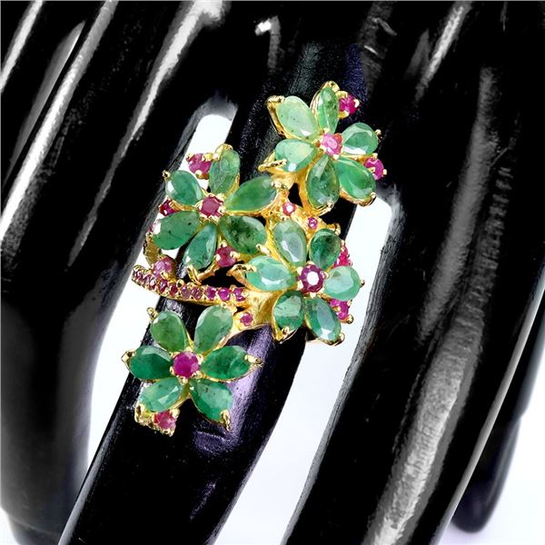 GORGEOUS EMERALD AND RUBY RING IN 14K YELLOW PLATED GOLD OVER 925 STERLING SILVER - SIZE 7 - APPRAIS