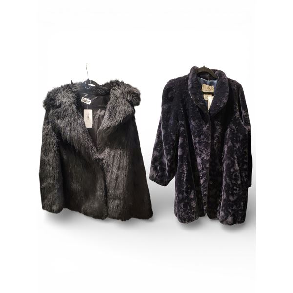 Group of 2 Vintage Faux Fur Black Coats, includes Daville Made in Paris (France) - Size M, Total RV.
