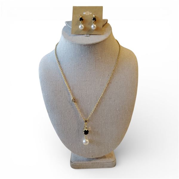 Vintage 14K Gold Plated Necklace & Earrings Set