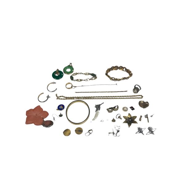 Group of Assorted Pendants, Bracelets & Necklace