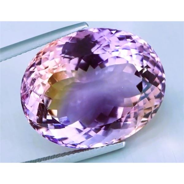Natural Premium Bi-Colour Ametrine Shape, faceting style: Oval Cut Number of stones: 1 pc 22.66mmX19