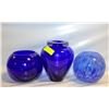 Image 1 : 3 COBALT BLUE HANDMADE GLASS VASES