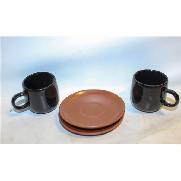 VINTAGE 2 BLACK DEMITASSE CUPS W/BROWN