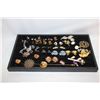 Image 1 : TRAY OF COSTUME JEWELRY