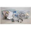 Image 1 : LOT OF VARIOUS JEWLERY MAKING PIECES AND COSTUME