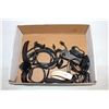 Image 1 : FLAT OF ASSORTED SMART WATCHES+CHARGER