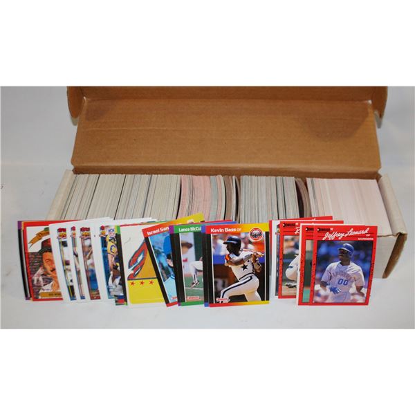 FOOTBALL BASEBALL HOCKEY BASKETBALL CARDS BOX & SH