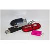 Image 1 : FLASH DRIVES SET OF FOUR UNMARKED SIZE