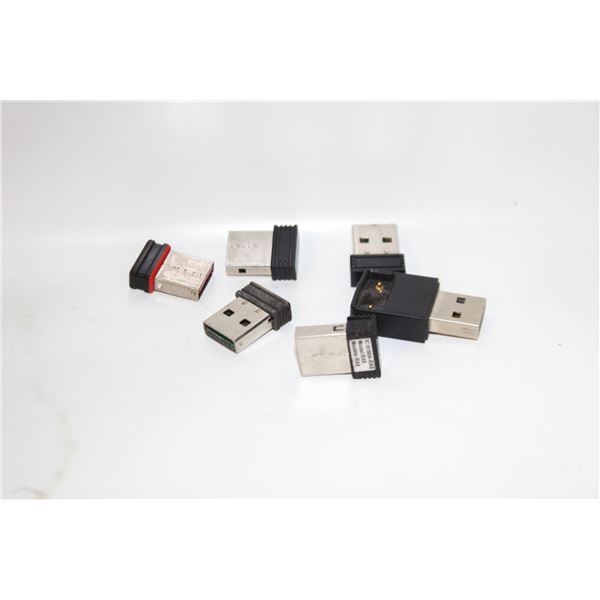 5 X WIRELESS USB RECEIVERS & JUUL CHARGING DOCK