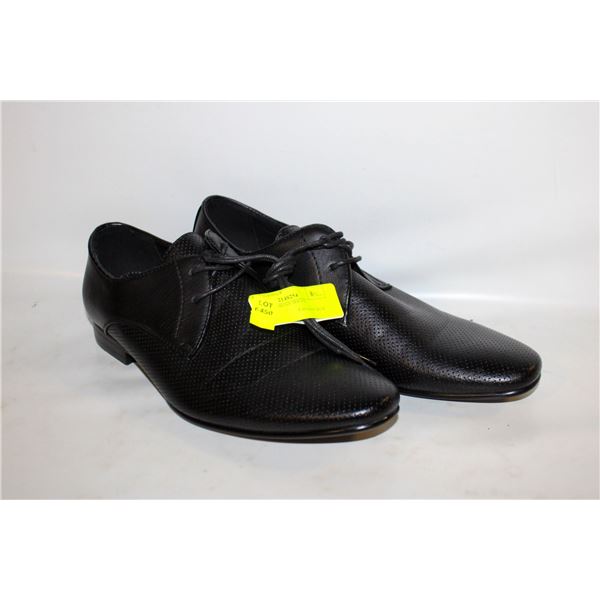 8.5 BRAVO! DRESS SHOES