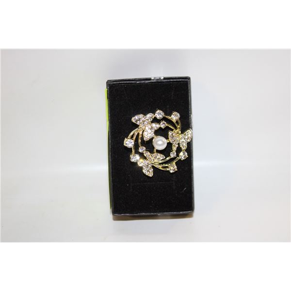 NEW BUTTERFLY RHINESTONE AND PEARL