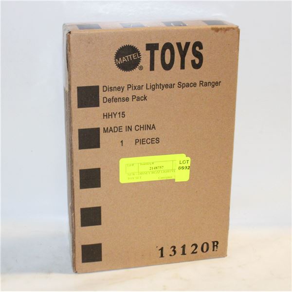 NEW - DISNEY BUZZ LIGHTYEAR TOY SET