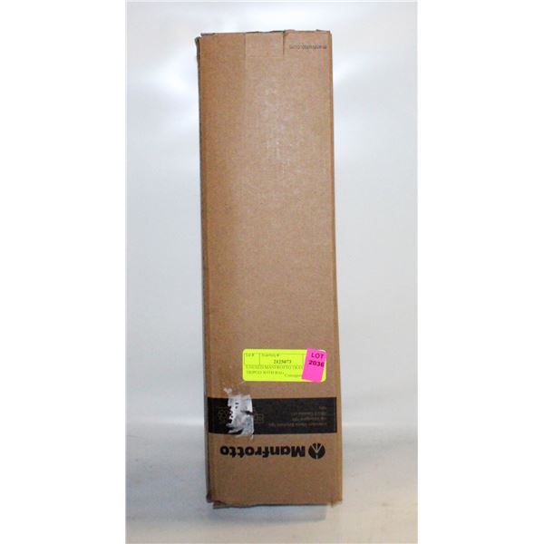 MANFROTTO TRAVELLER TRIPOD WITH BAG IN BOX