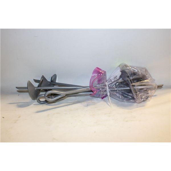 NEW - BAG OF 6 LAWN ANCORS