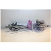 Image 1 : NEW - BAG OF 6 LAWN ANCORS