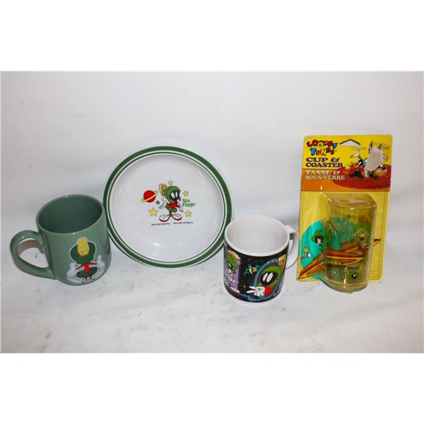 MARVIN THE MARTIAN COLLECTIBLES