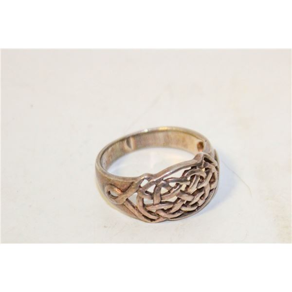 925 SILVER 5.6 GRAMS CELTIC MENS RING-ESTATE