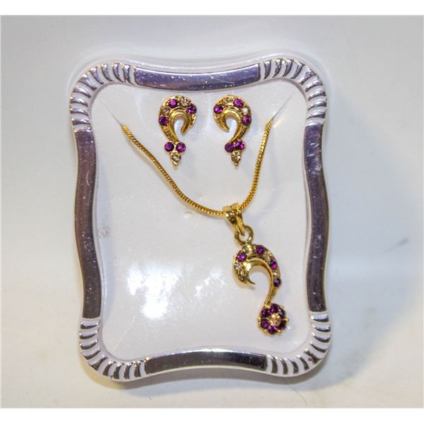 ESTATE ARABIC NECKLACE & EARRINGS IN BOX-ESTATE