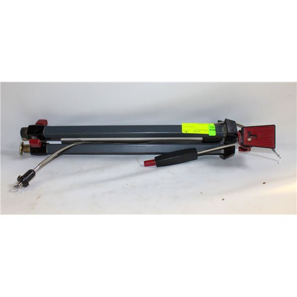 ALUMINUM TRIPOD