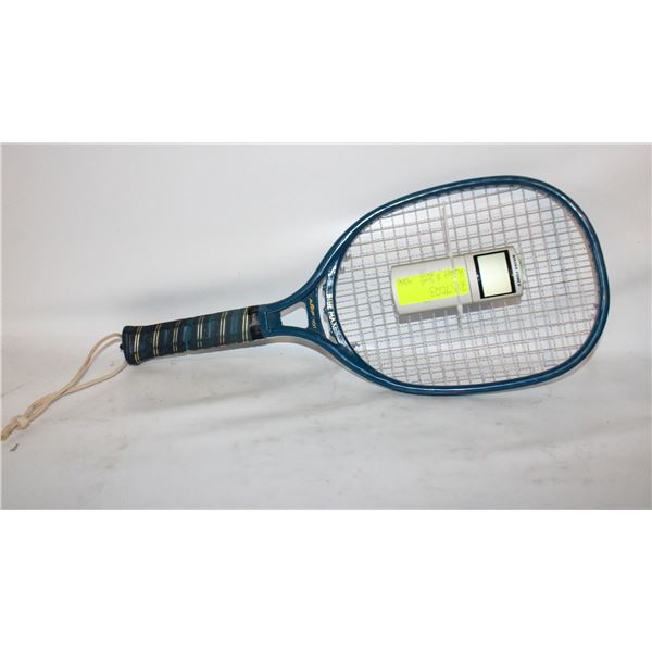 SPORTS RACKET + POCKET SIZE PORTABLE ALARM