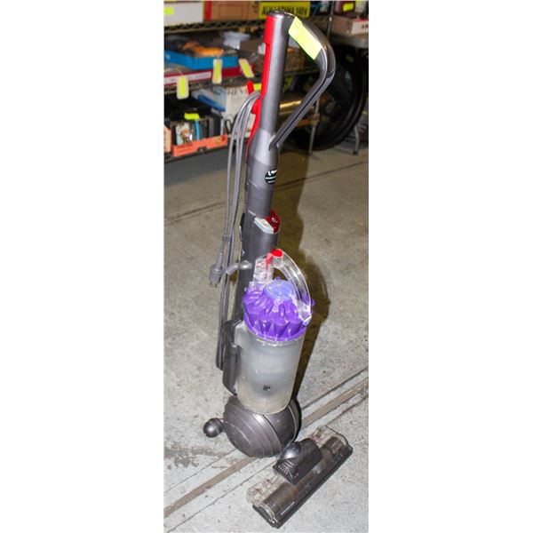 DYSON BALL DC 42 W/ACCESSORIES+MANUAL