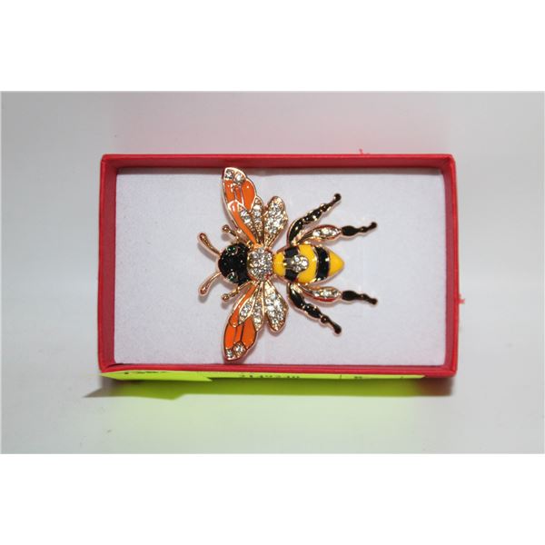 NEW BEE BROOCH WITH ENAMEL FILLING &