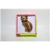 Image 1 : NEW ETCHED CAT BROOCH GREEN RHINESTONE