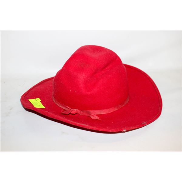 ESTATE LADIES RED WOOL COLUMBIA SPORTSWEAR CO.