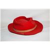 Image 1 : ANTIQUE RED WOOL LADIES HAT UNKNOWN SIZE