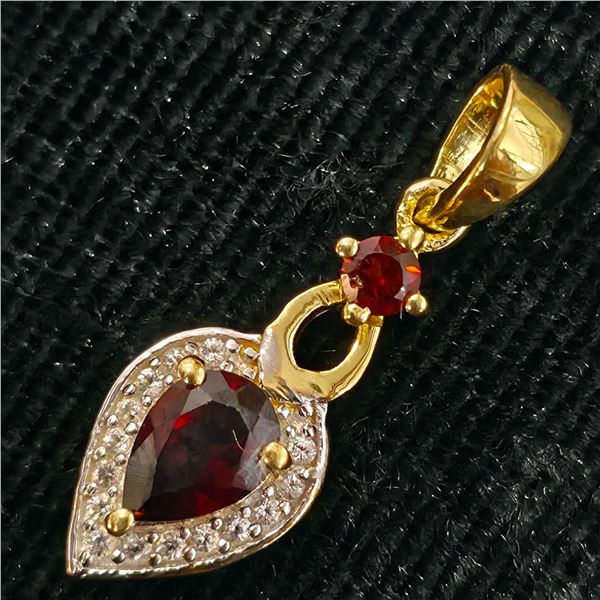 GOLD PLATED SILVER GARNET CZ(0.92CT) GOLD