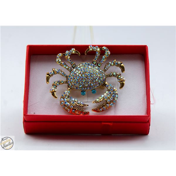 NEW CRAB BROOCH FILLED WITH RHINESTONES