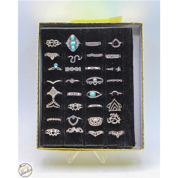 NEW 32 STACKABLE COSTUME JEWELRY RINGS & ORGANIZER