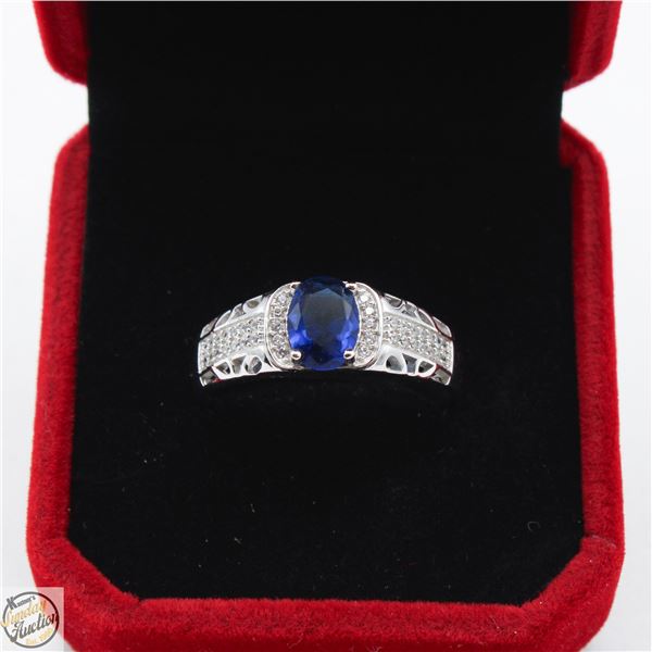 #3601-1.00 CT OVAL BRILLIANT CUT SYNTHETIC SAPPHIR