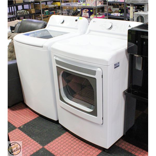 LIKE NEW LG WASHER AND DRYER COMBO, WHITE, TESTED