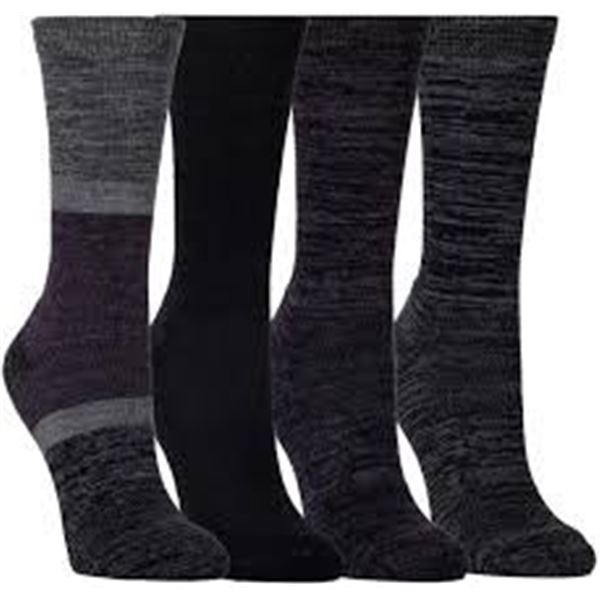 NEW 4 PAIRS KIRKLAND LADIES CREW SOCKS SIZE 6-10